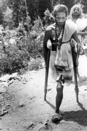 Saddhu making his way to Amarnath, Kashmir